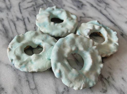 Beignet gâteau au fromage et aux bleuets