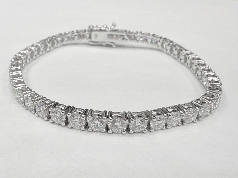 14K White Gold Tennis Bracelet