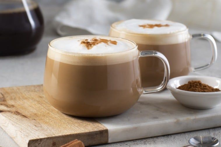 CAFFÉ LATTE