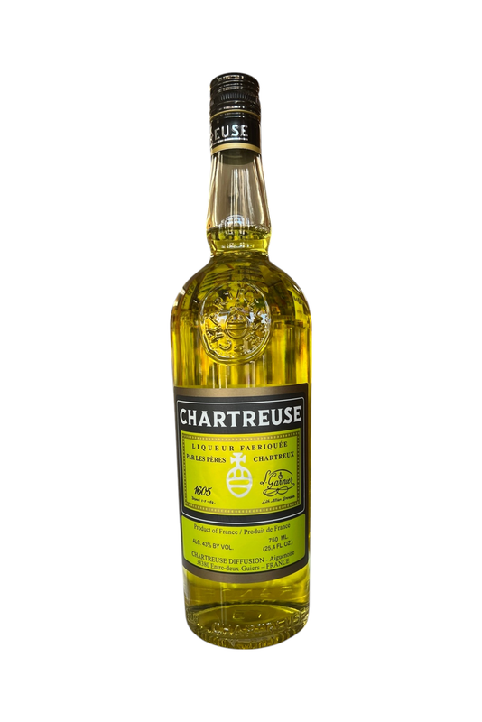 Chartereuse Yellow  Liquor 750 Ml