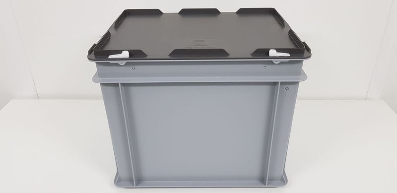 Register-Box 400 × 300 × 338