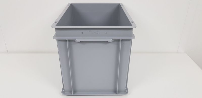 Box 400 × 300 × 325