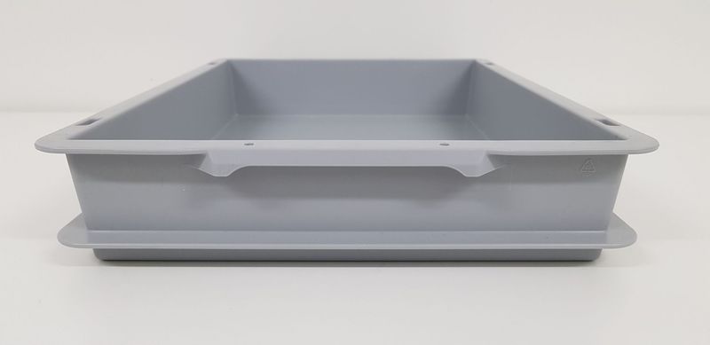 Box 400 × 300 × 65