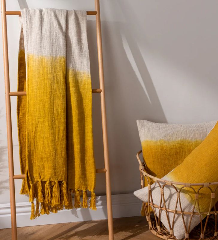 Mizu Dip Dye Fringed Throw