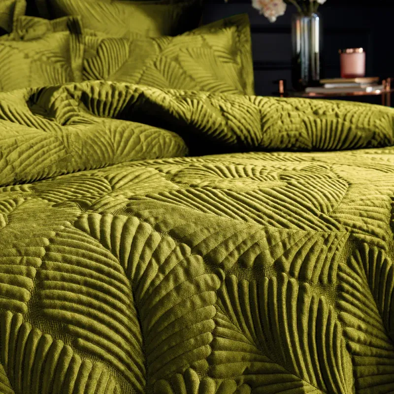 Palmeria Quilted Velvet Duvet Cover Set Moss
