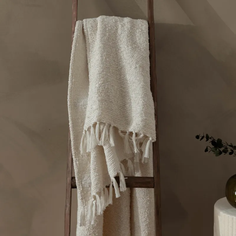 Candar Textured Boucle Throw Ecru