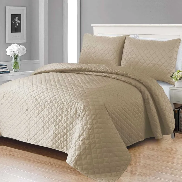 Quilted Diamond Floral Pattern 3pcs Throw