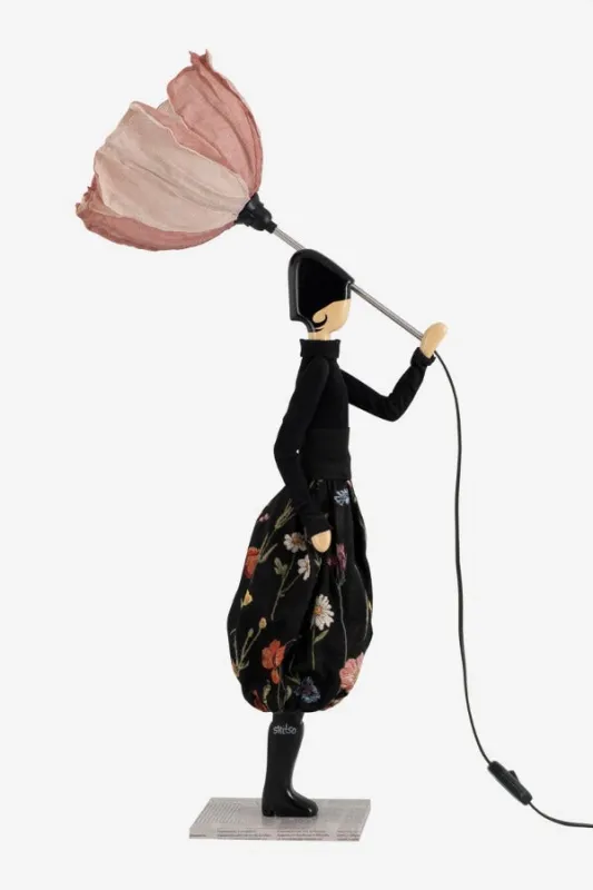 Astrid Lady Lamp