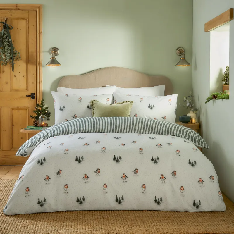 Robin’s Return Cream/Pine
