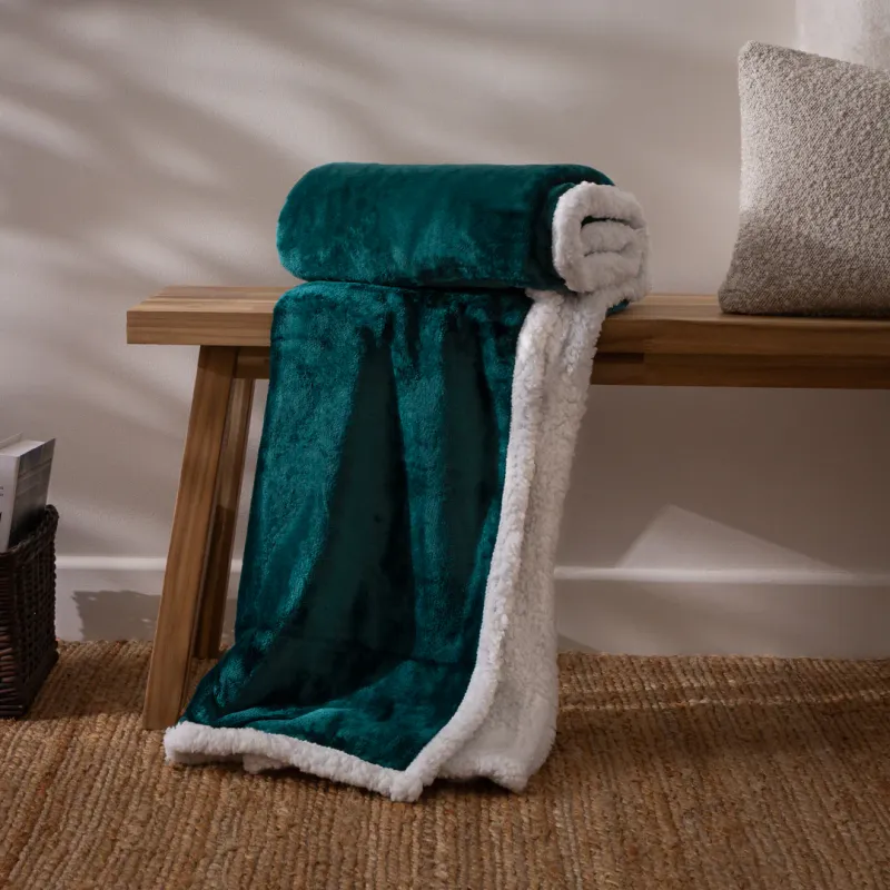 Lux Sherpa Fleece Throw Teal