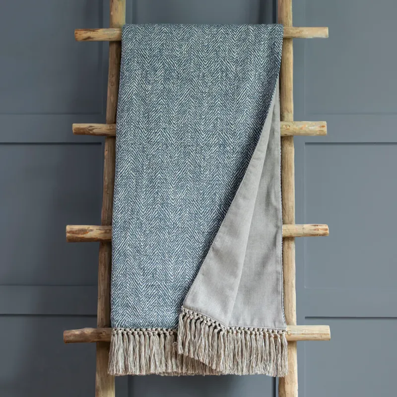 Oryx Woven Throw Capri