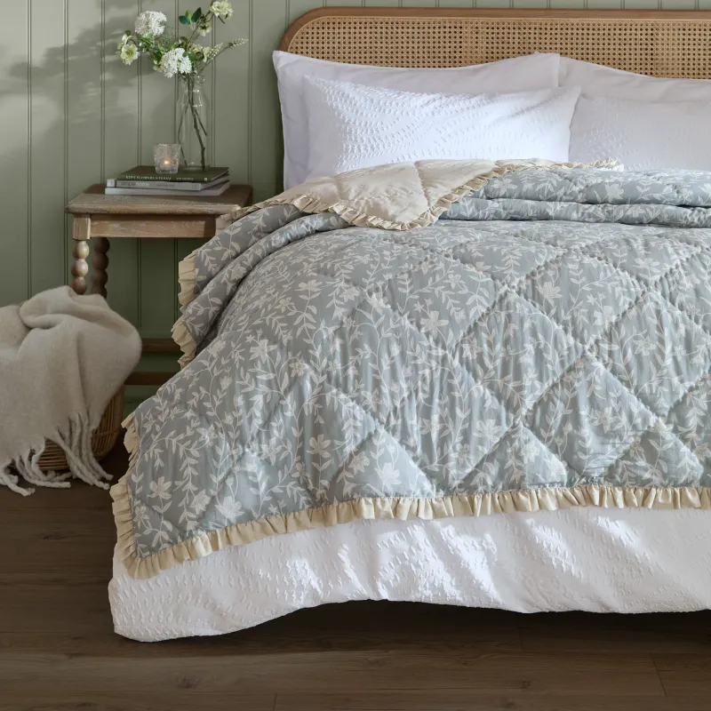 Amelia 100% Cotton Quilted Bedspread Sea Foam