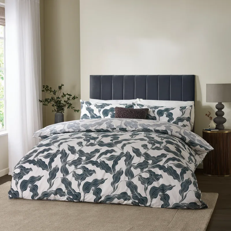 Lauro Printed Reversible Duvet Cover Set Dusk