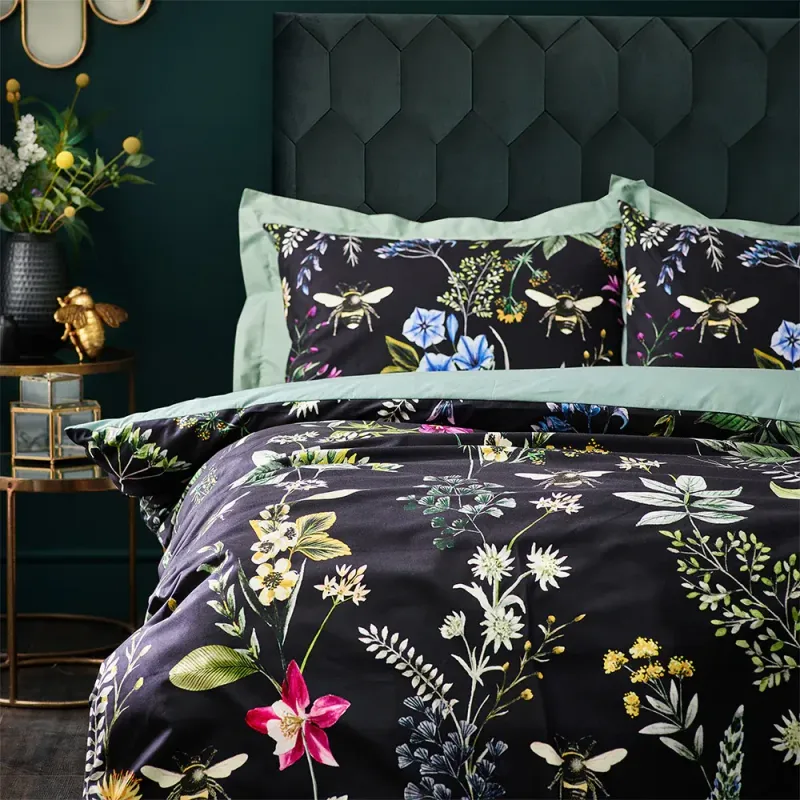 Midnight Bee Floral Velvet Duvet Cover Set Black