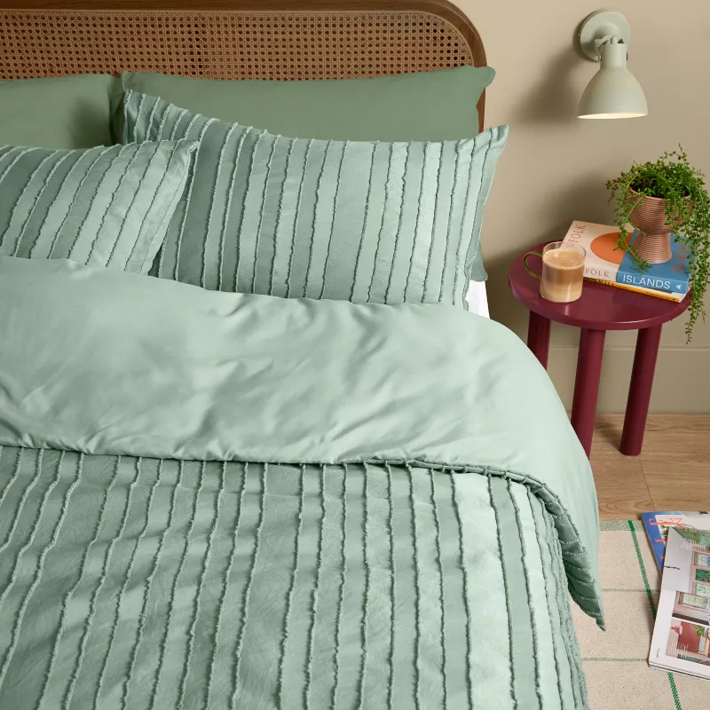 Harrison Stripe Tufted Soft Touch Duvet Cover Set Eucalyptus