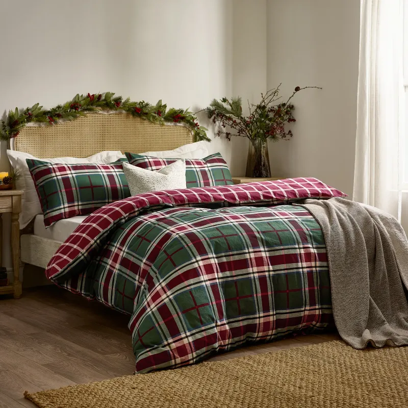Braemar Check Duvet Cover Set Berry/Pine