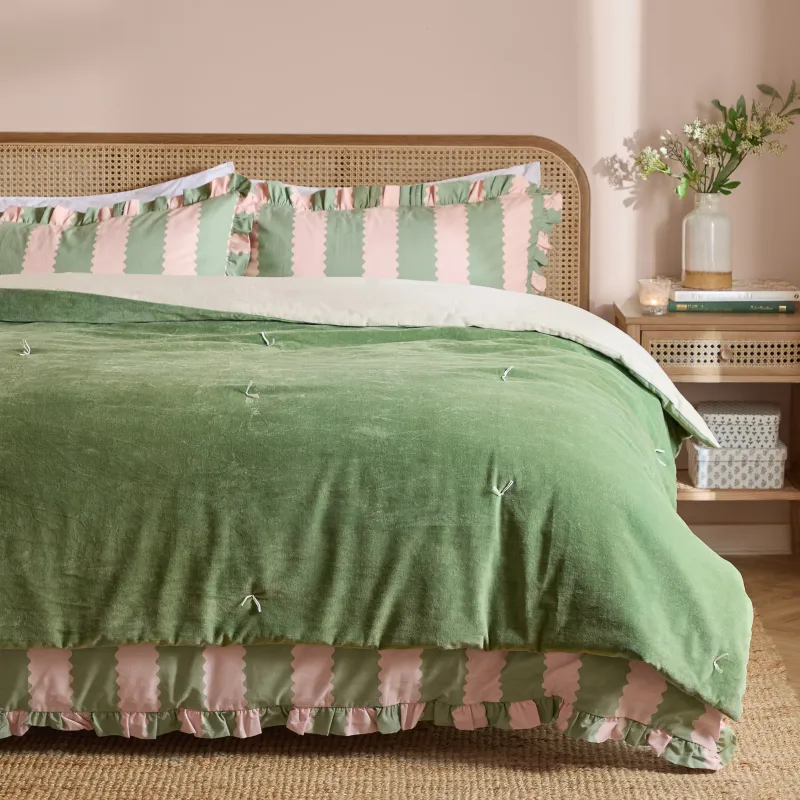 Edie 100% Cotton Velvet Bedspread Green
