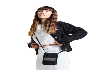 Fashion Heart Wallet on the left shoulder