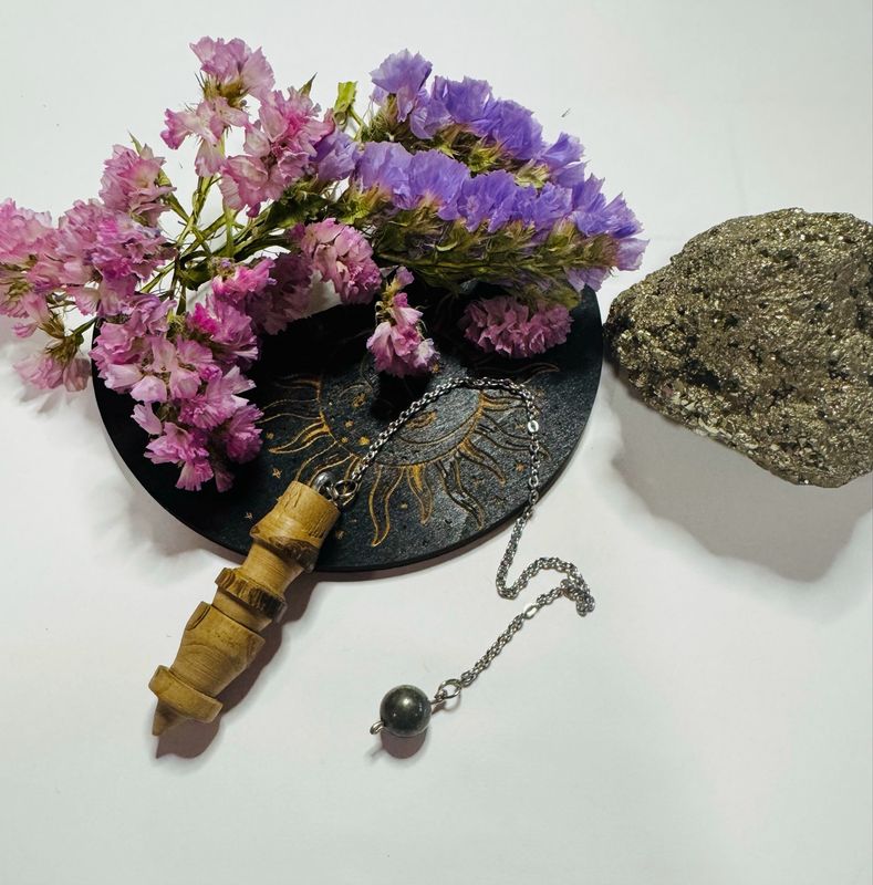Pendulo artesanal realizado por Balty Tarot