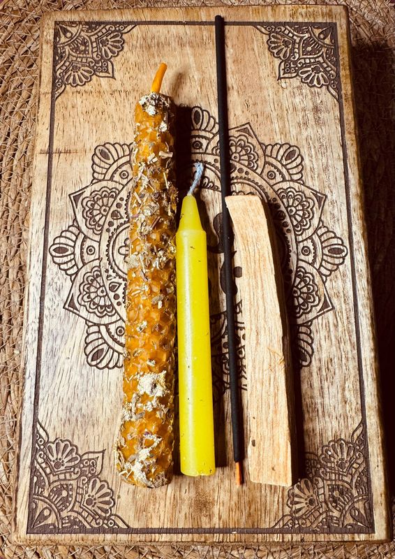Ritual vela de miel herbolea ritualizada para ayudar en la economia