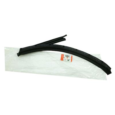 Range Rover L322 Rear Door Seal - Right Hand - Bottom of Door / Wheel Arch Seal - Genuine Land Rover