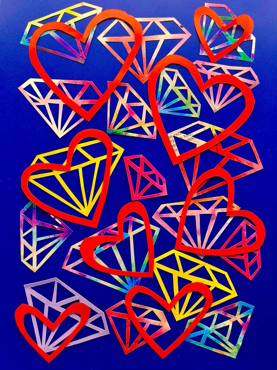 DIAMOND HEARTS RED