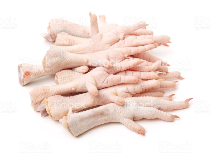 Pattes de poulet congelés (8kg)