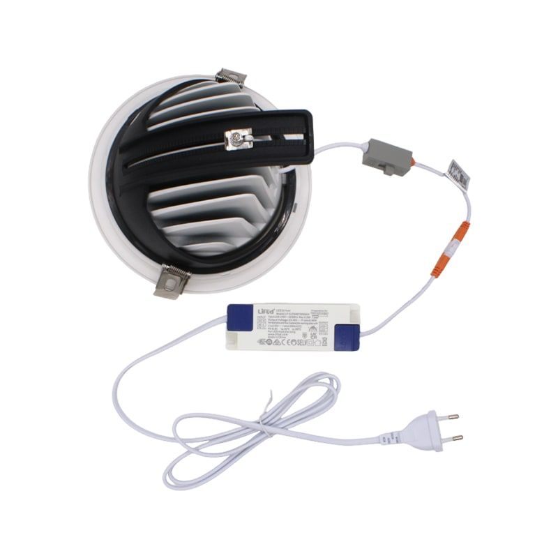 SCHWENKBARES DOWNLIGHT | Ø100 | 15W | CCT-SCHALTER
