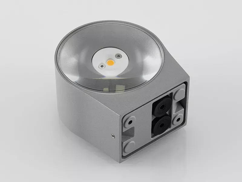 FOCO W WANDAUFBAULEUCHTE SILBER 11W 3000K