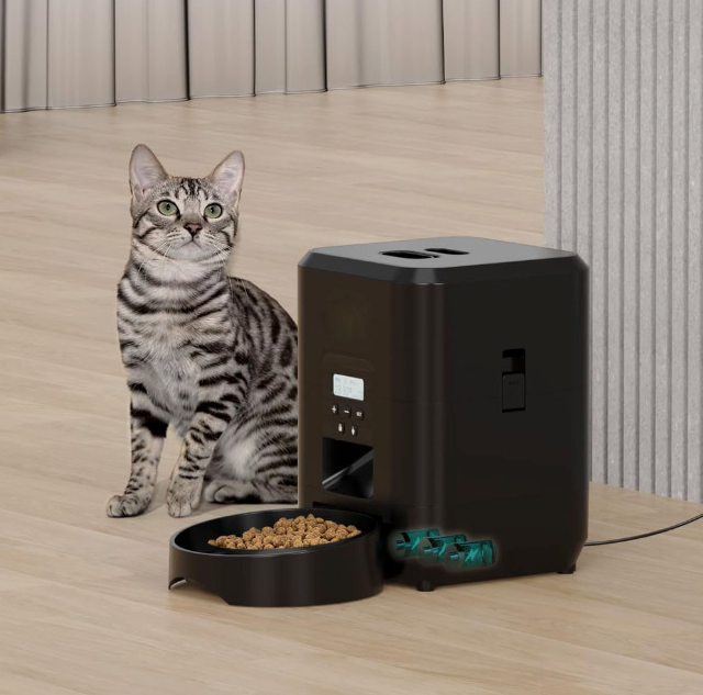 Smart Pet Automatic Feeder
