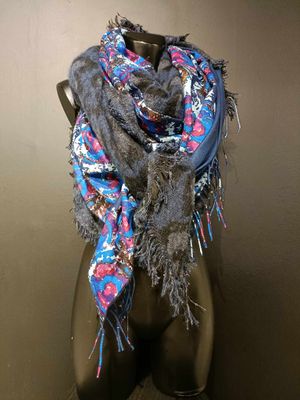 Foulard chaud nuancé bleu