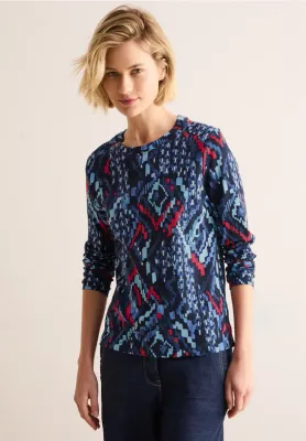 T-shirt rouge et bleue