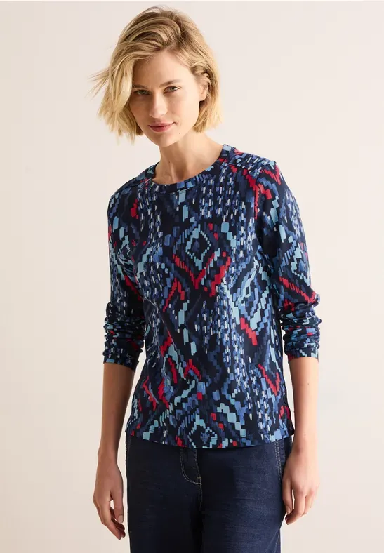 T-shirt rouge et bleue