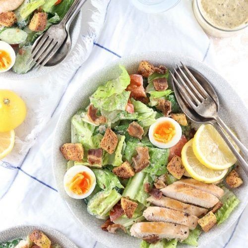 Ceasar Salad (Chicken, Lettuce, Boiled Egg, Tomato, Crutton, Anchovies)