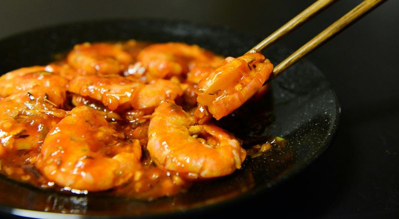 Prawns Shashlik (Prawns, Rich or French Fries, Mixed Vegetables, Onion Salad)