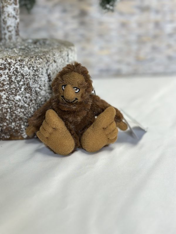Stuffed Animal Key Chain/Zipper Pull