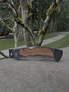 Mt. Rainier Lockback Knife