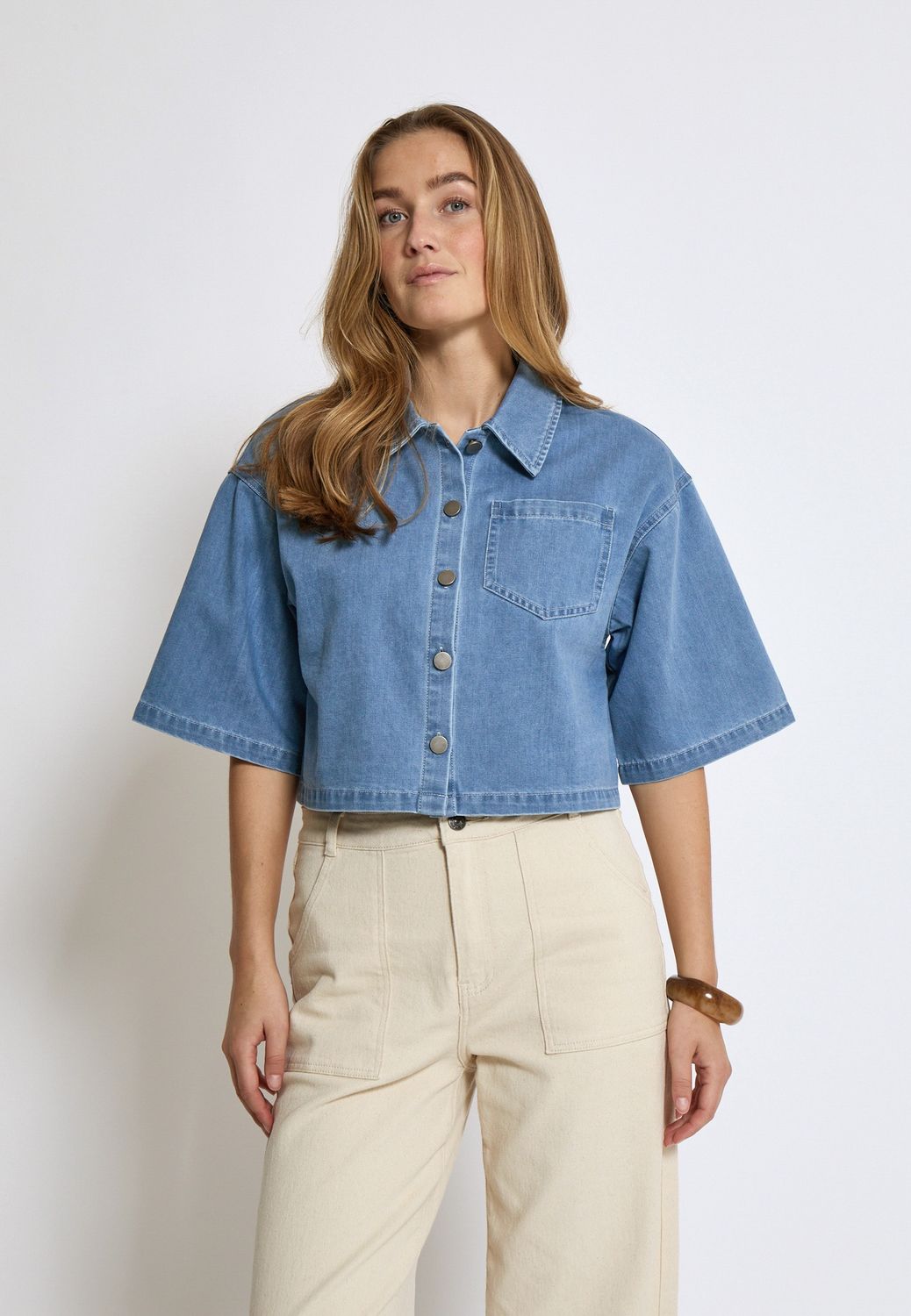 Evina cropped shirt