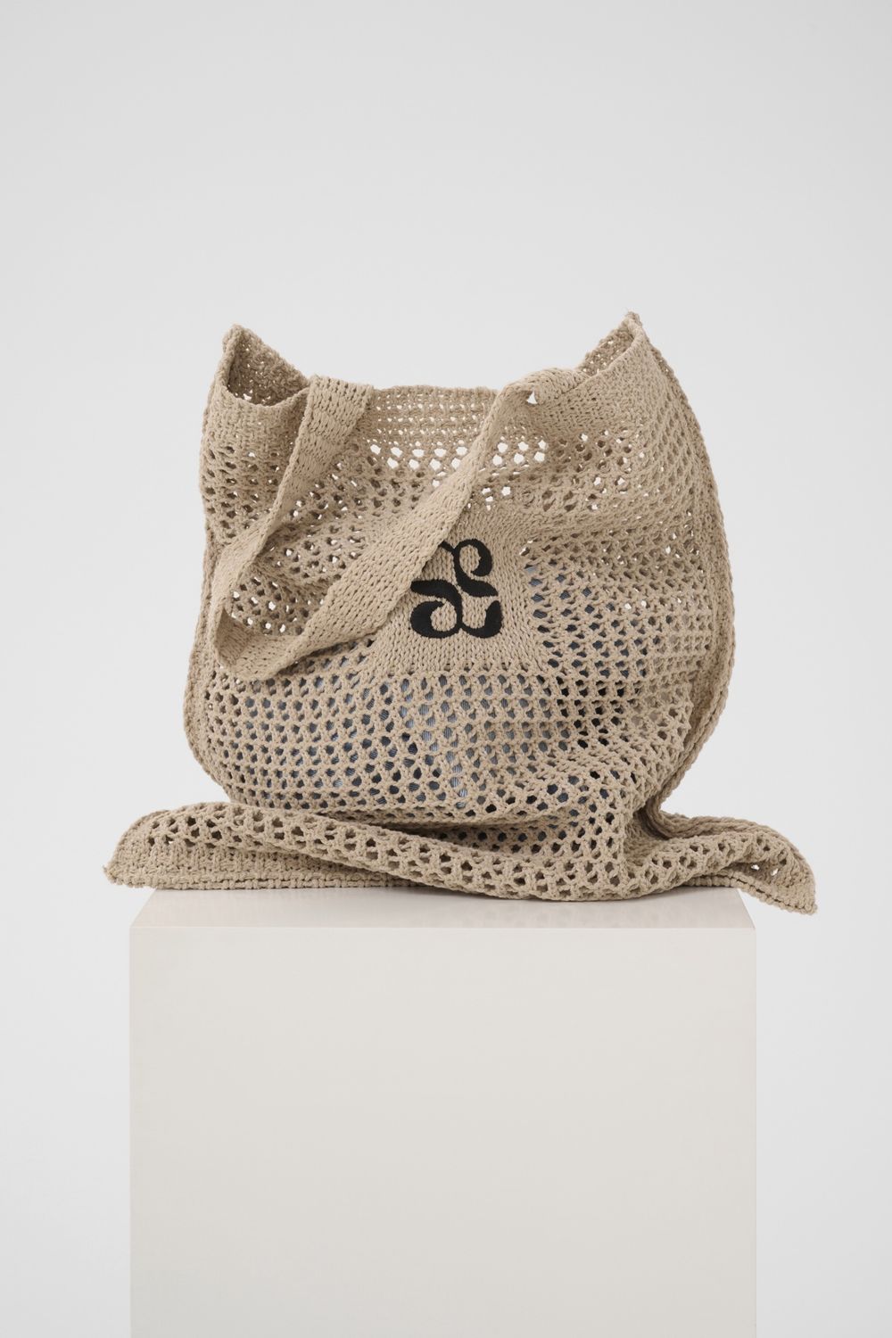 MWcrochet tote bag