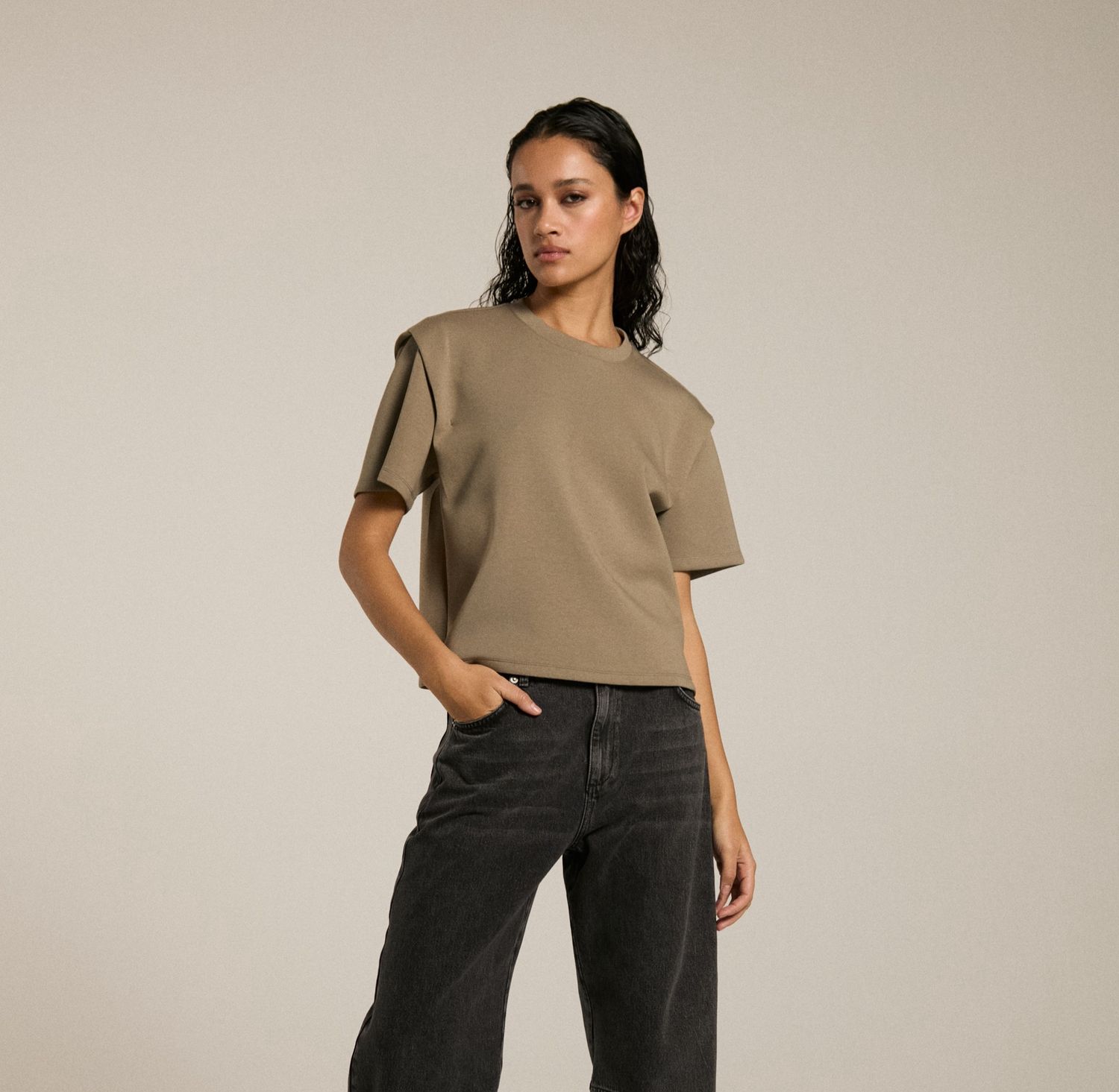 Top with shoulder detail - Army green