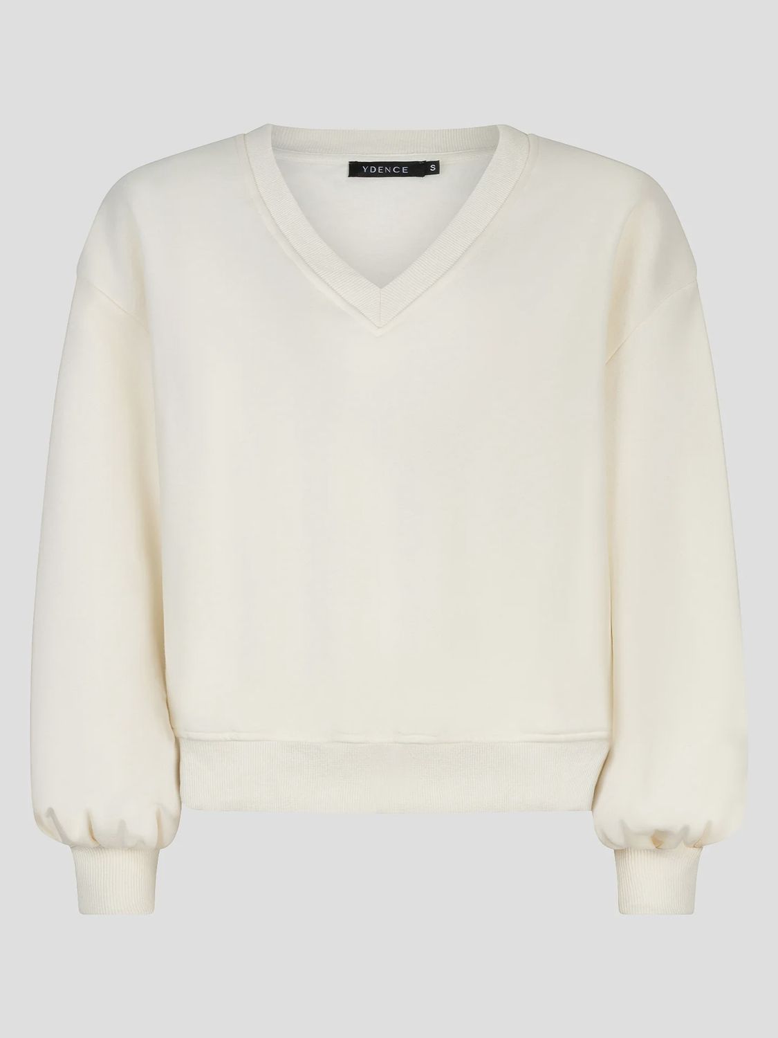 Kyomi sweater