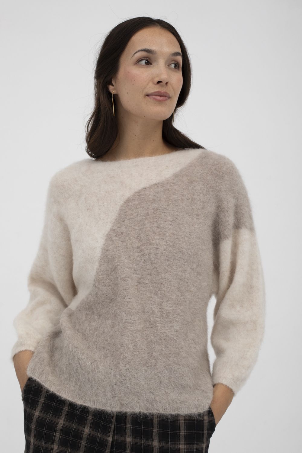 Amara jersey