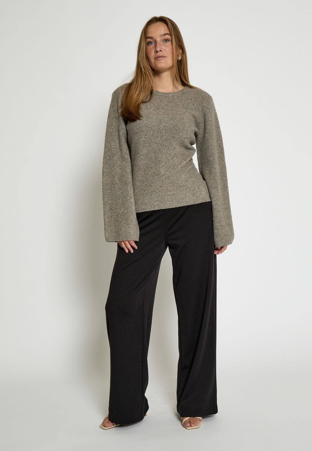 Jennifer knit pullover