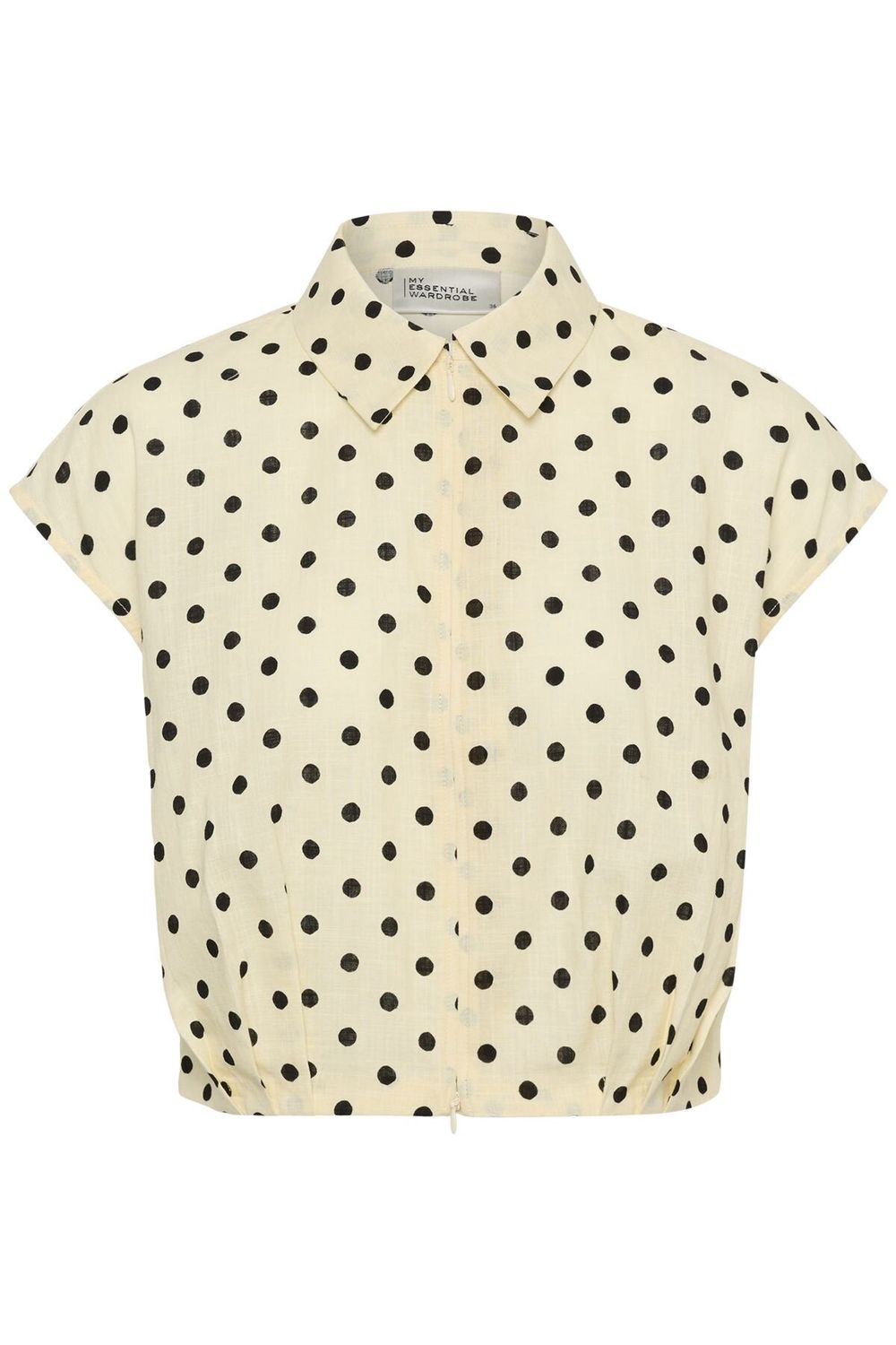 MWnada shirt