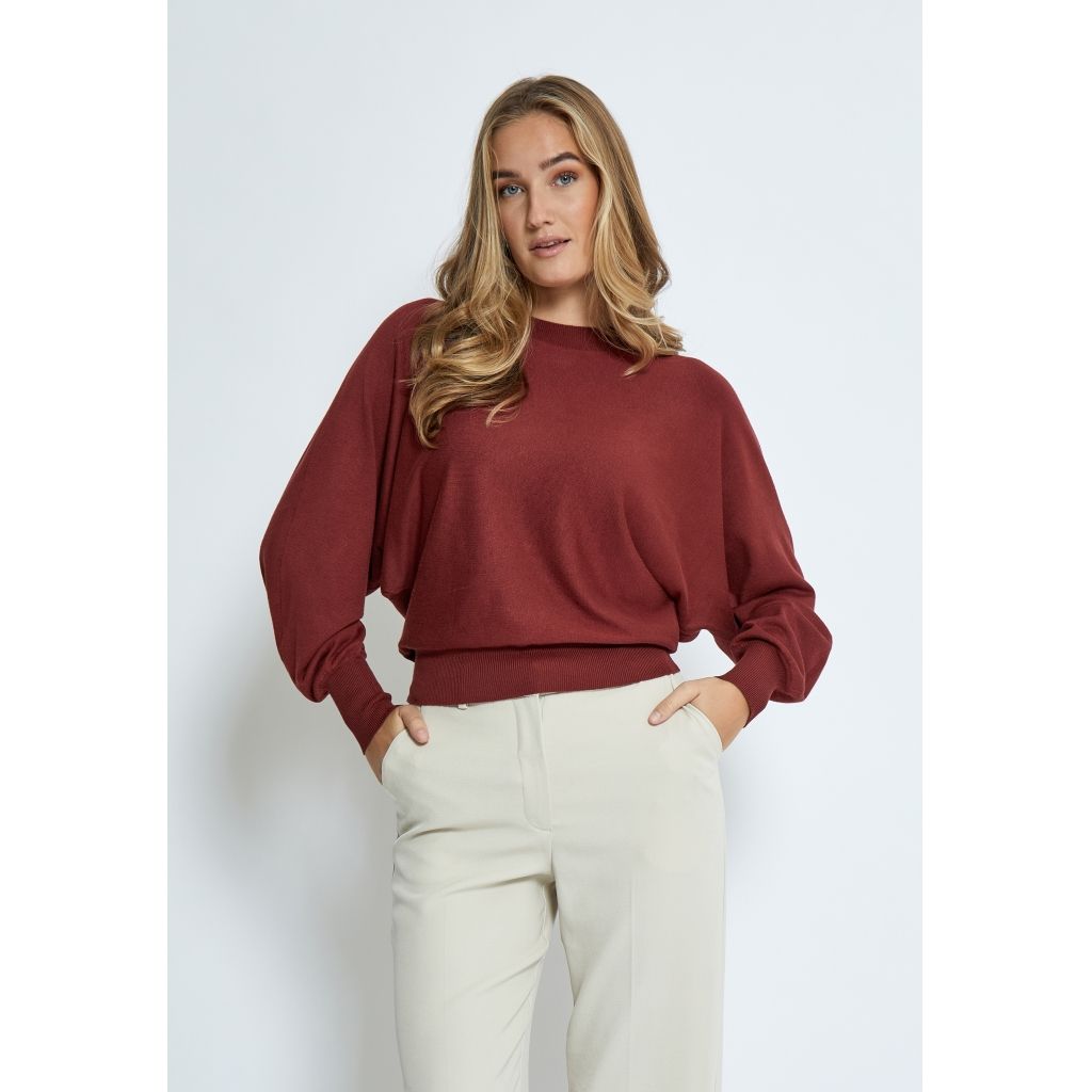 Dana batsleeve pullover