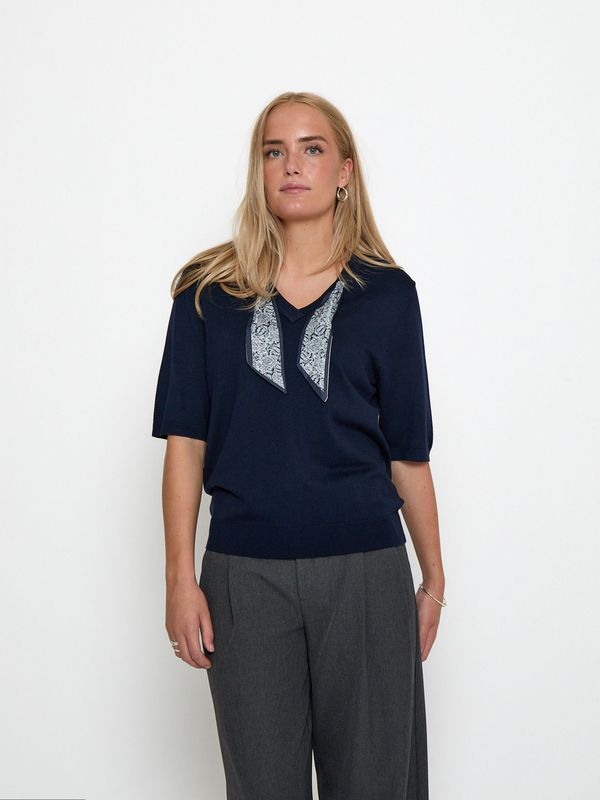Refaela shirt