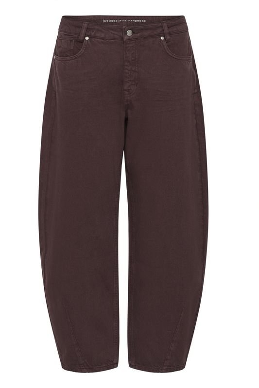 LucyMW barrel jeans