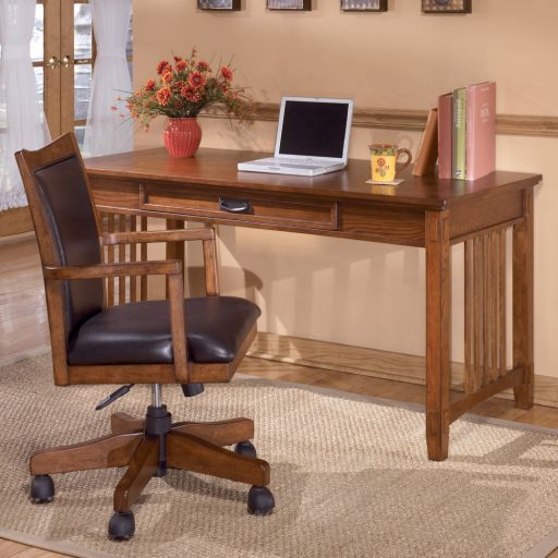 Computer Desk: Computer Desk Brown