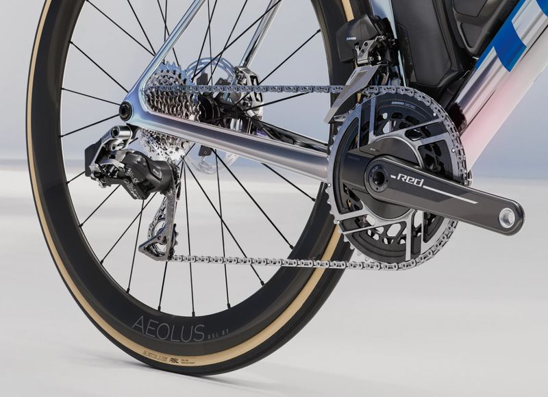 Madone SLR 9 AXS Gen 8 S ICON Interstellar
