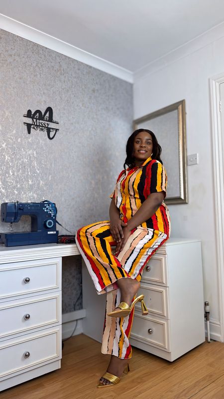 Two-piece set of Women's Striped print Collared Shirt and Trouser Short Sleeve